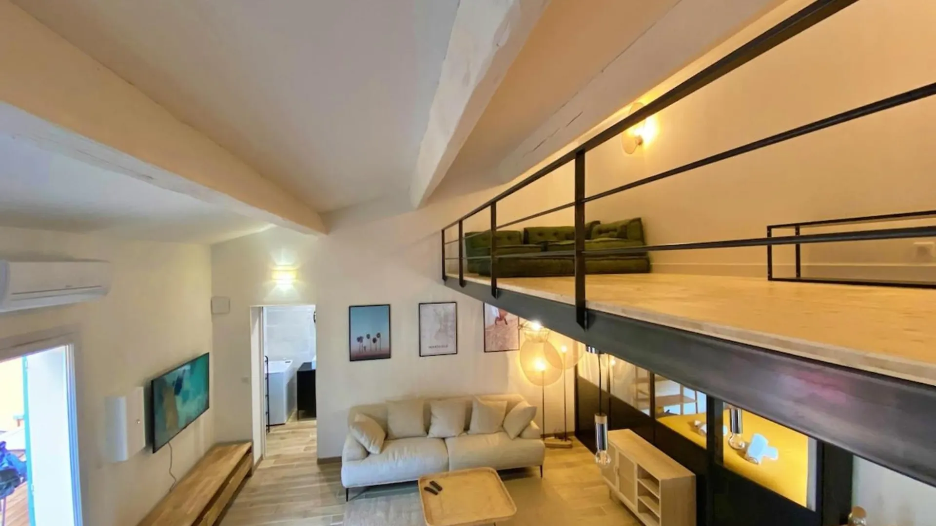 The Loft With Spa And Private Terrace Ventabren France