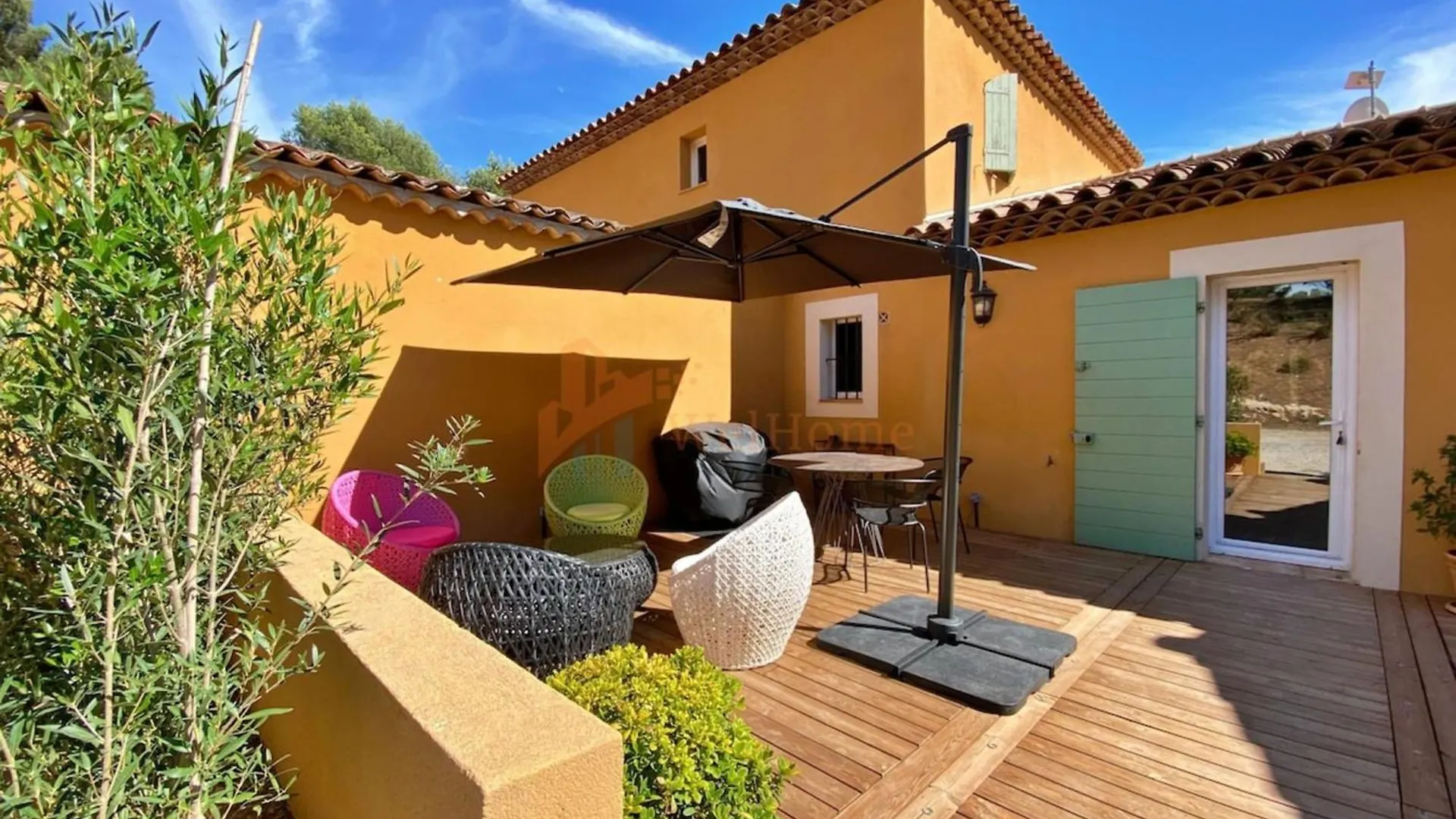 The Loft With Spa And Private Terrace Ventabren France